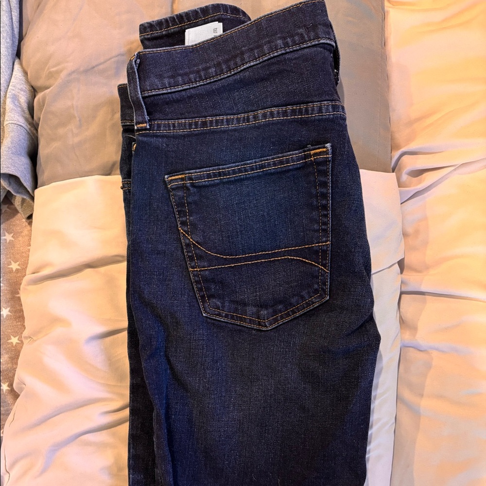 31x32 Hollister Skinny Jeans